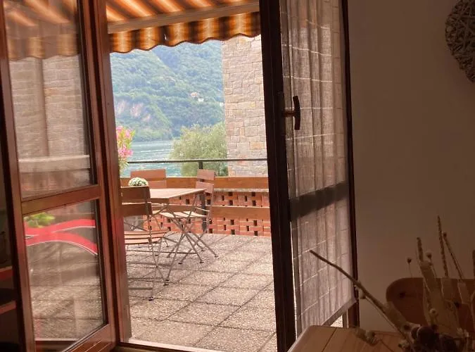 Lo Squero Апартаменты Лалльо